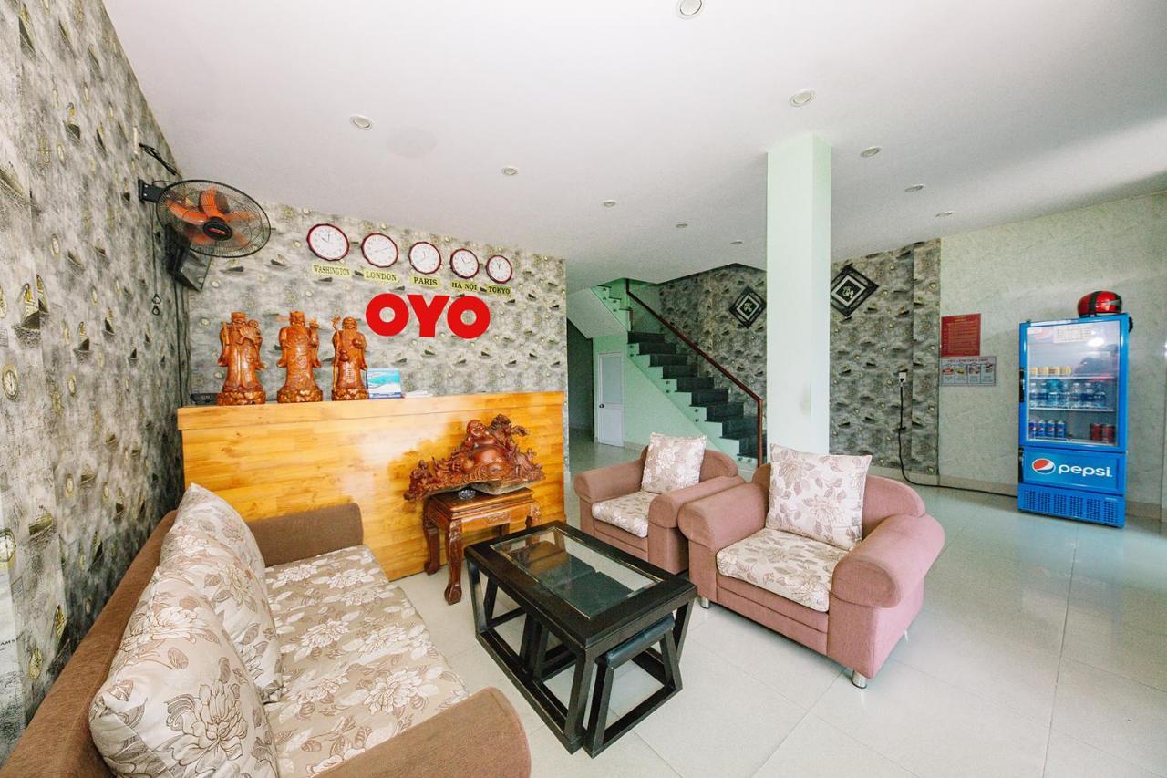 Oyo 1117 Ngoc Lan Motel هوي المظهر الخارجي الصورة