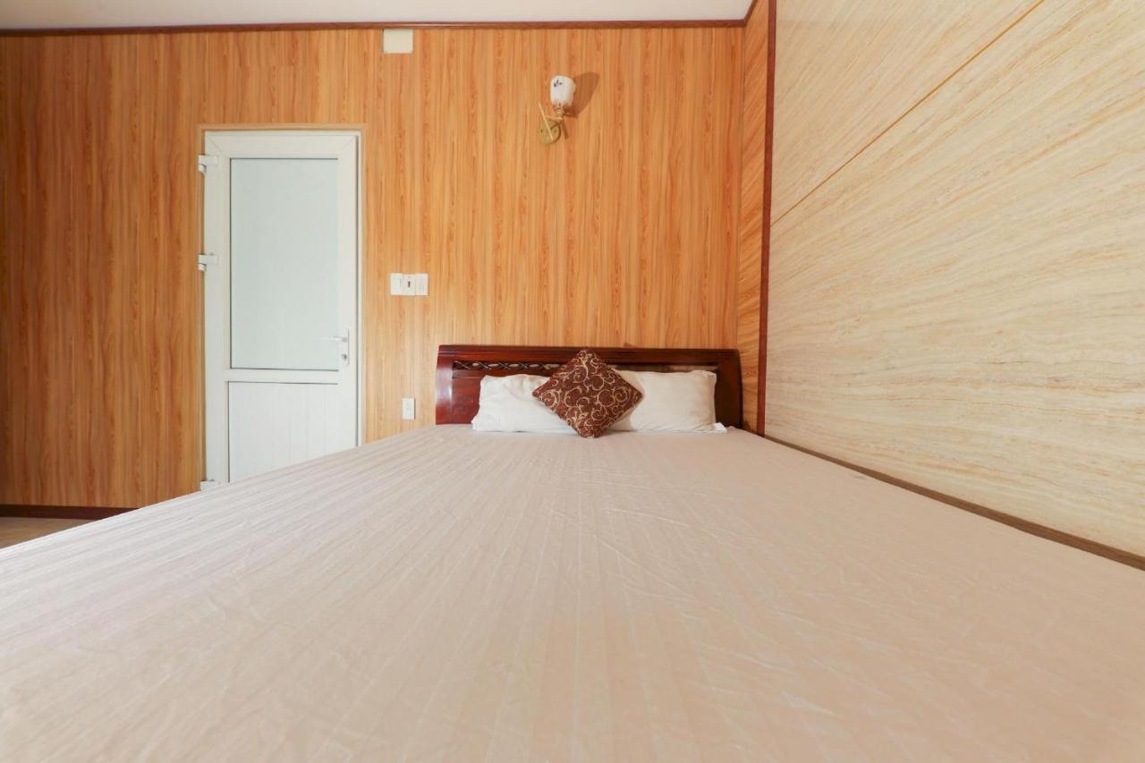 Oyo 1117 Ngoc Lan Motel هوي المظهر الخارجي الصورة